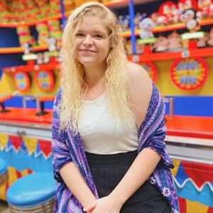 Meet your Posher, Teighlor